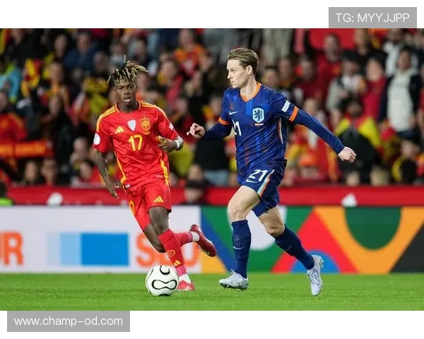 德容 vs 楚阿梅尼：防守能力与中场屏障作用对比