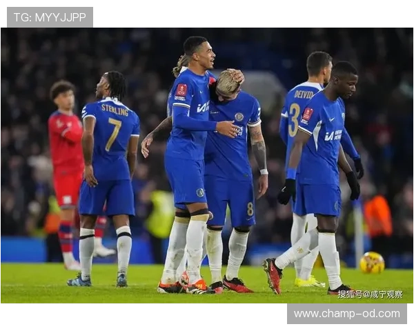 切尔西阵容规模持续扩张，但结构问题逐步反映，对赛季竞争格局带来变化