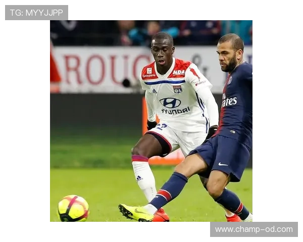 巴黎圣日耳曼内讧升级：战术混乱与更衣室矛盾动摇豪门根基