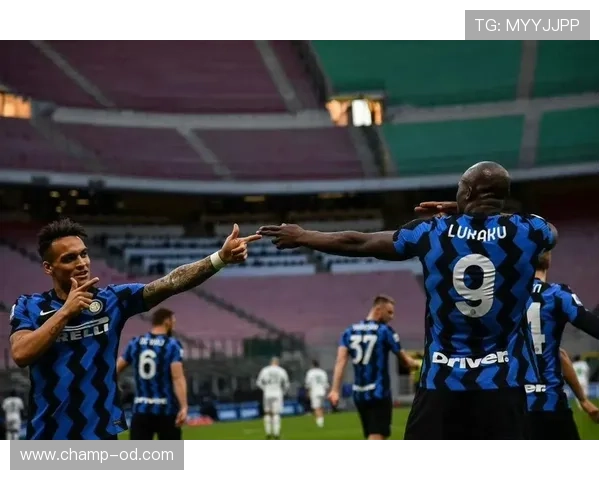 劳塔罗与卢卡库的搭档依赖性与战术角色差异